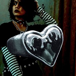 🖤NEW Goth Black Heart Dripping Silver Ring